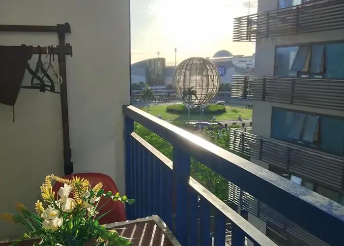 Moa Staycation - By Marites Hotel
