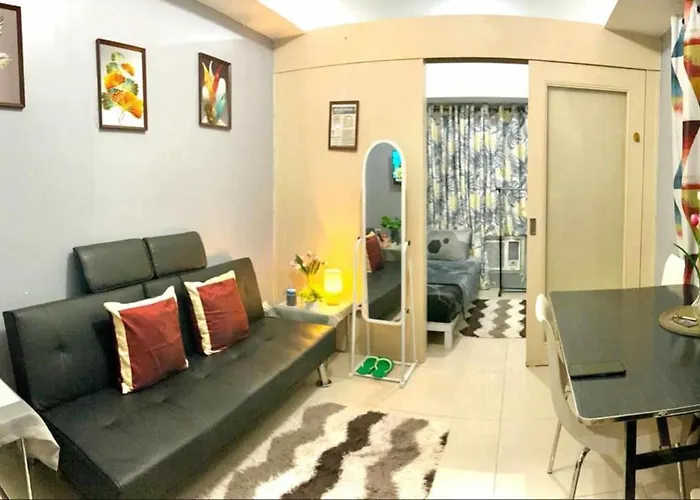 Moa Staycation - By Marites Hotel