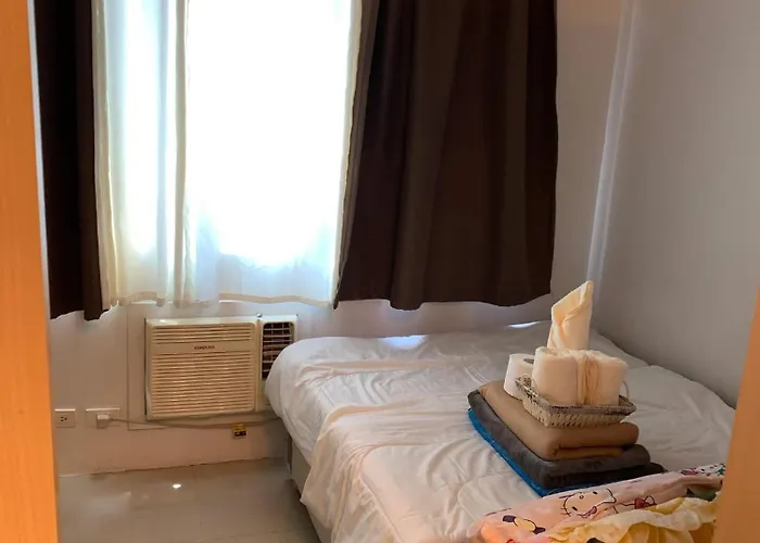 Moa Staycation - By Marites Hotel Manila