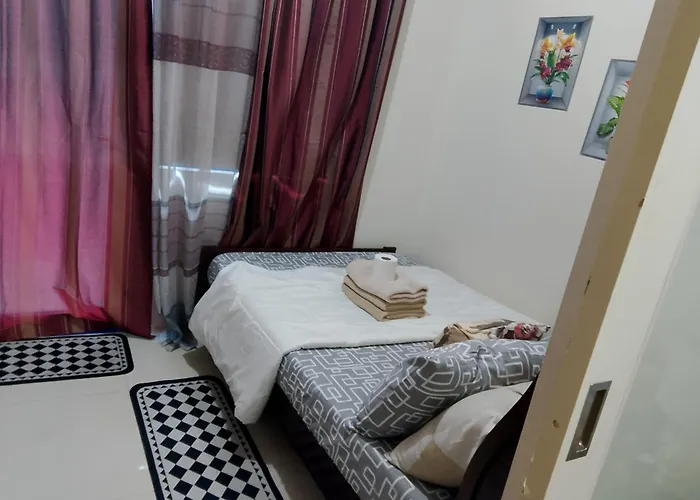 Moa Staycation - By Marites Hotel Manila